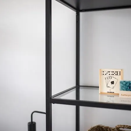 Modern In - Steps From Downtown & Parking Apartmán