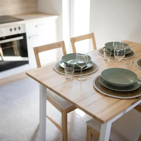 Modern In - Steps From Downtown & Parking Prešov