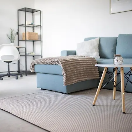 Modern In - Steps From Downtown & Parking Presov