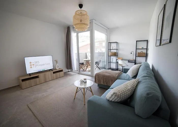 Apartment Modern In - Steps From Downtown & Parking *