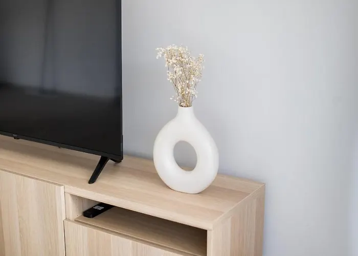 Apartment Modern In - Steps From Downtown & Parking *